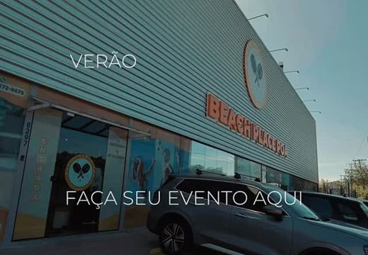 Fachada e entrada da Beach Place POA na Avenida Ipiranga.